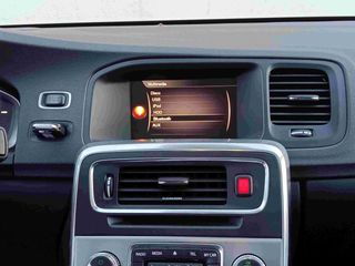 Volvo S60  D3 MOMENTUM  AUT