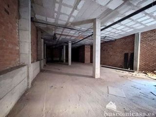 Local comercial en venta en Linares