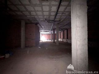 Local comercial en venta en Linares