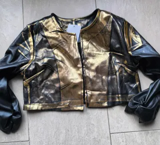 Chaqueta polipiel vintage dorada y negra