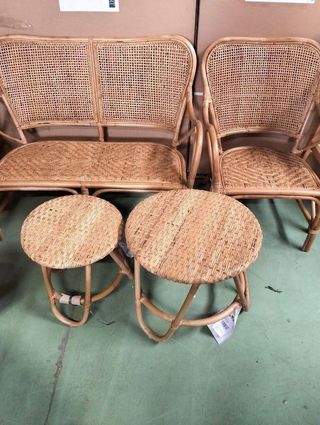 Conjunto de Sofá, 2 Sillas y 2 Mesas Chillvert