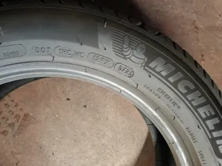 Neumático 205/55-16