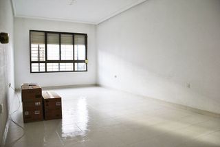 Casa adosada en alquiler en Plasencia