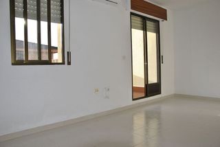 Casa adosada en alquiler en Plasencia