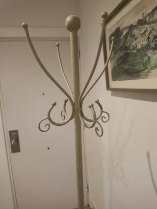 Perchero/paragüero de metal verde/beige