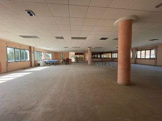 Local comercial en alquiler en Muro