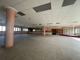 Local comercial en alquiler en Muro