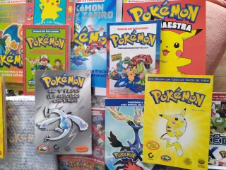 Lote Completo 34 Guías y Manuales Pokémon