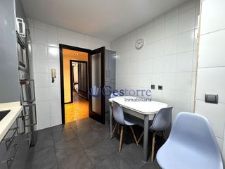 Piso en alquiler en Parque del Oeste - Olivares en Oviedo