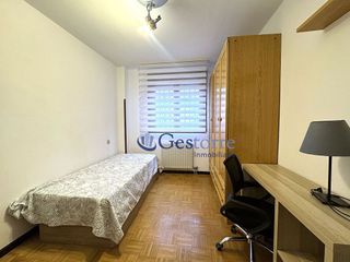 Piso en alquiler en Parque del Oeste - Olivares en Oviedo