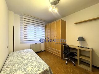 Piso en alquiler en Parque del Oeste - Olivares en Oviedo