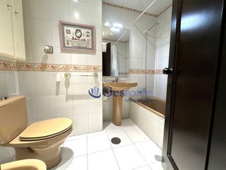 Piso en alquiler en Parque del Oeste - Olivares en Oviedo