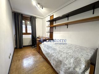 Piso en alquiler en Parque del Oeste - Olivares en Oviedo