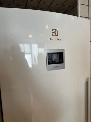 Nevera Electrolux Freshplus Blanca