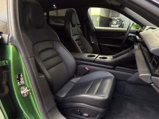 Porsche Taycan 4 Cross Turismo 2023