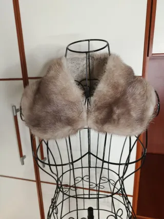 Collo di pelliccia marrone