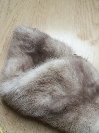 Collo di pelliccia marrone