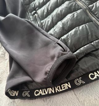 Chaqueta Calvin Klein Negra y Gris