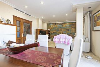 Casa en venta en Lucena