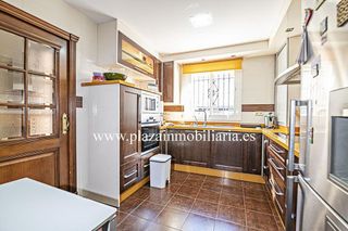 Casa en venta en Lucena