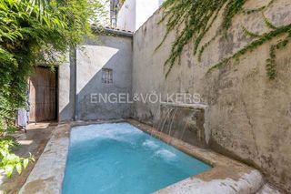 Casa adosada en venta en Constantina