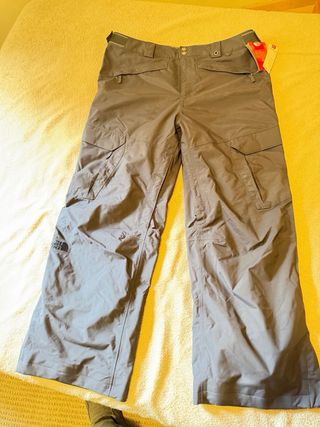 Pantalones The North Face gris