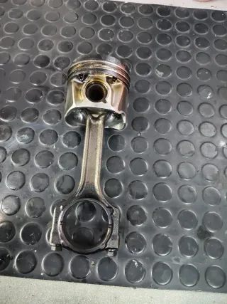 Biela y pistón Fiat 1.3 JTD