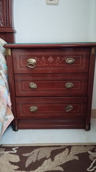 Dormitorio de madera completo