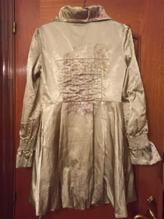 Gabardina dorada verdosa