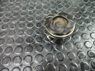 Pistón motor Fiat 1.3 JTD