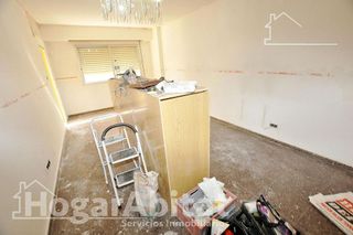 Piso en venta en Centro Ciudad en Manises