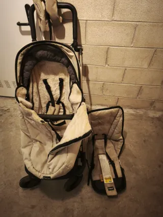 Silla de paseo y capazo para bebé