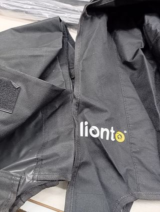 lionto Letto per Cani con Tetto, (S) 90x65x85 cm Nero