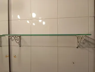 Balda de cristal para baño
