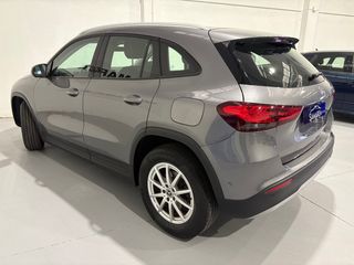 Mercedes-Benz GLA (H247) 2021