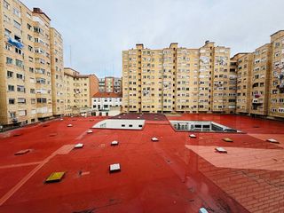 Piso en alquiler en Circular - Vadillos en Valladolid