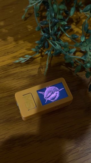 M5 stick plus 2 - (estilo flipper zero)