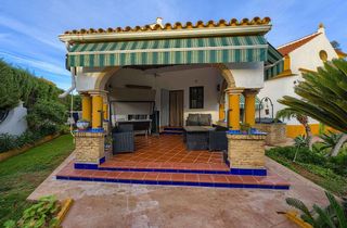 Chalet en venta en Espartinas