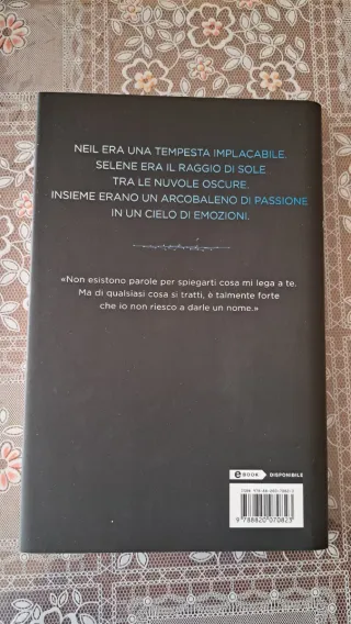 Let's play again. Kiss me like you love me. Edi...