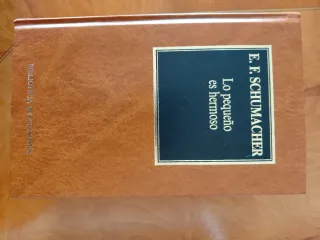 4 libros enciclopedia de Economía Orbis