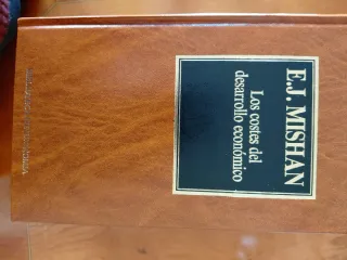 4 libros enciclopedia de Economía Orbis