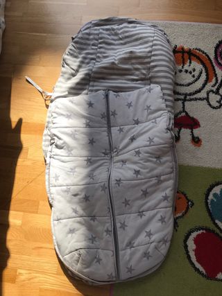 Saco universal para bebé Tuc Tuc y el UZTURRE