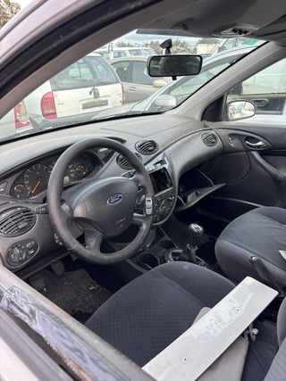 Despiece Ford Focus I Sedán 1.6
