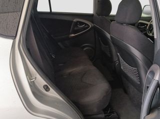 TOYOTA RAV4 2.2 D-4D 136 SOL