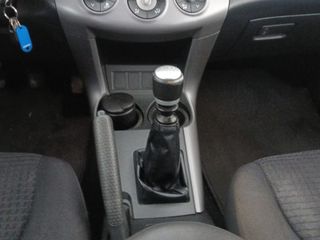 TOYOTA RAV4 2.2 D-4D 136 SOL