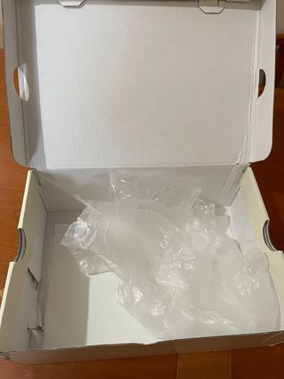 Scatola Scarpe Alexander McQueen Bianco e nero