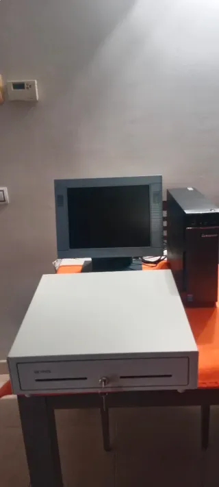 Ordenador Completo con Monitor y Accesorios