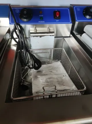 FREIDORA ELÉCTRICA INDUSTRIAL 6L