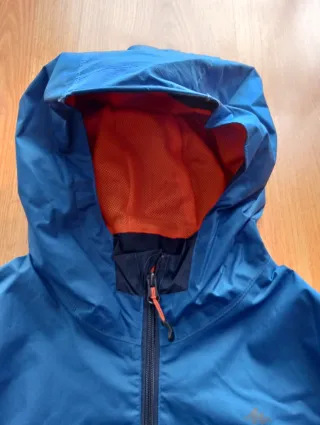 Chubasquero niño azul