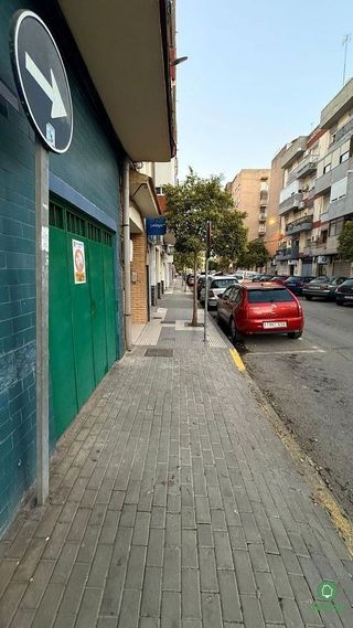 Local comercial en venta en Molino de la Vega en Huelva